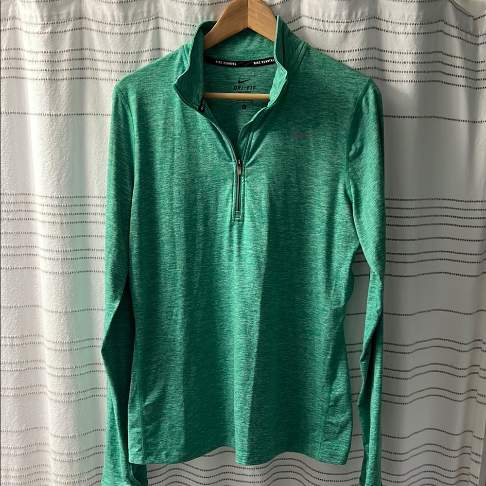 Nike Element Quarter-Zip Running Top